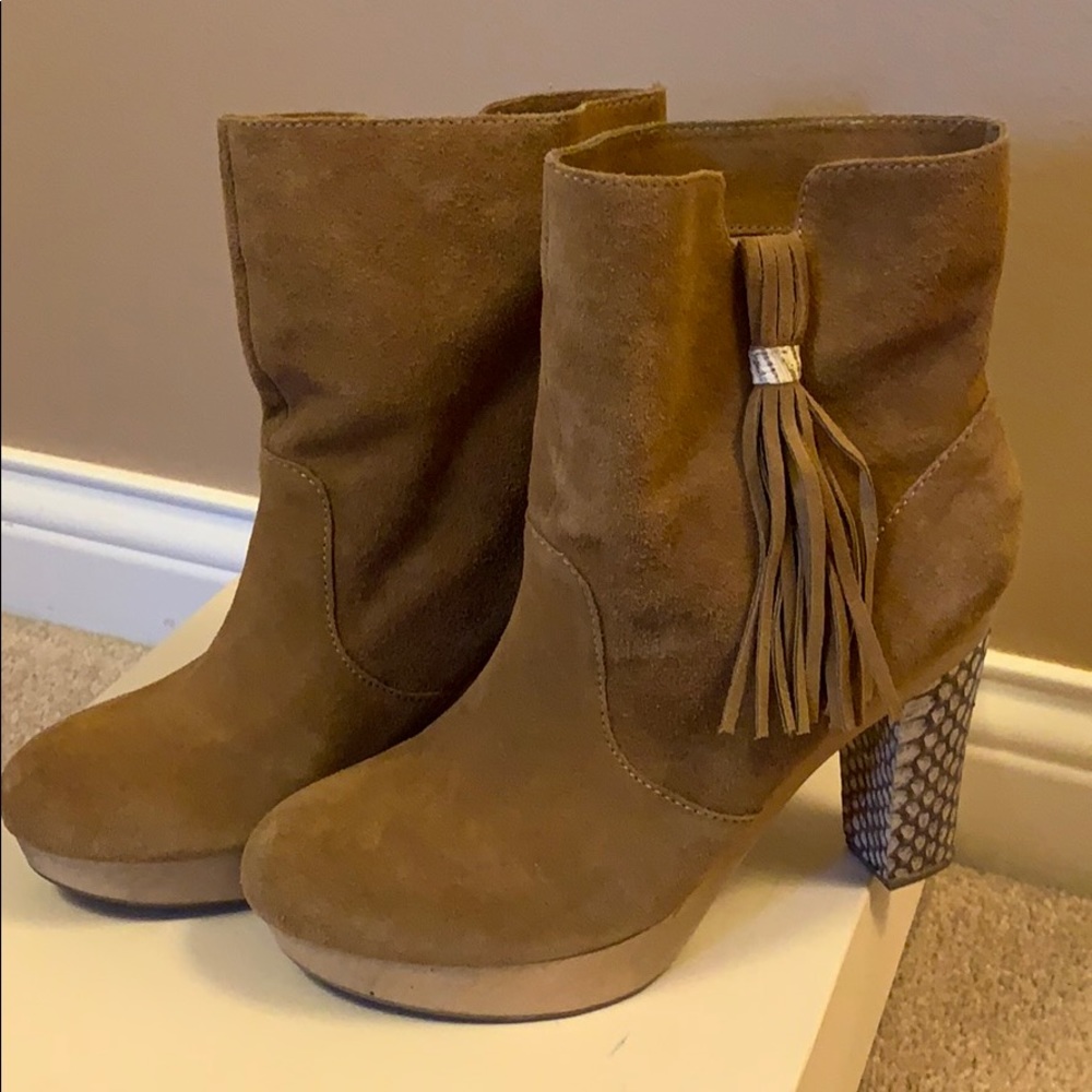 Rebecca Taylor Audra Taupe Suede Ankle Bootie SZ10